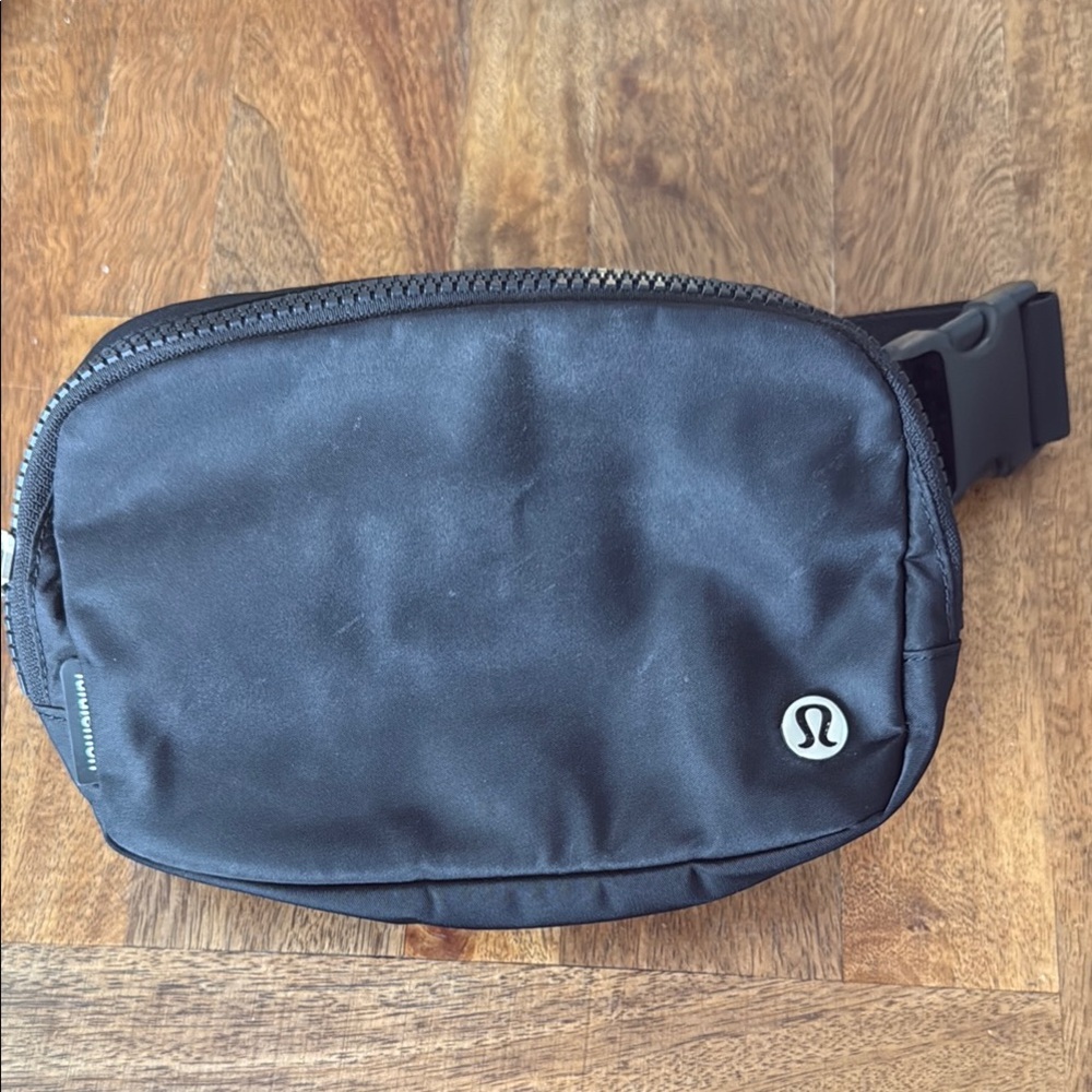 lululemon athletica Black Belt Bag with Zipper Closure